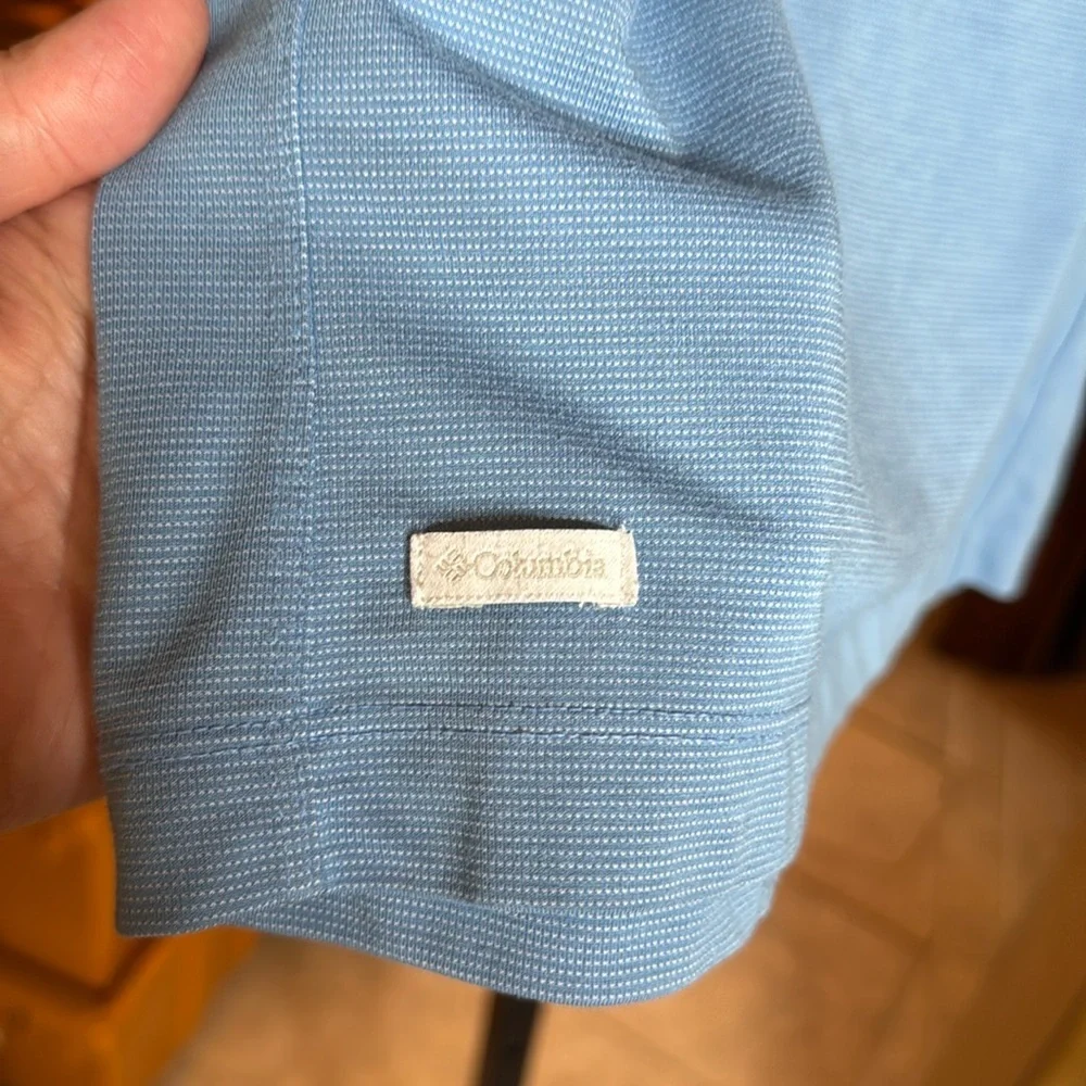 Columbia Titanium Blue Fitted Muscle Tee Sleeveless Size Small